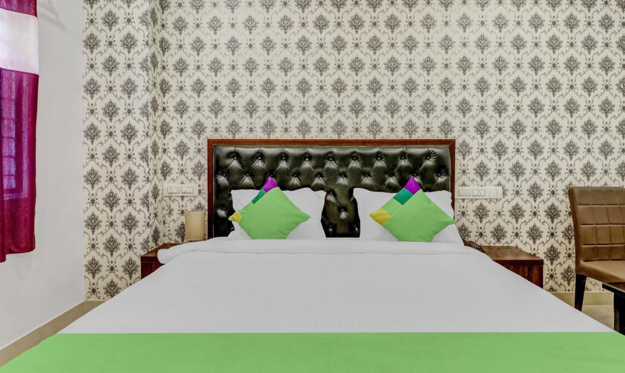 Treebo Three Drops Hotel บังกาลอร์ ภายนอก รูปภาพ